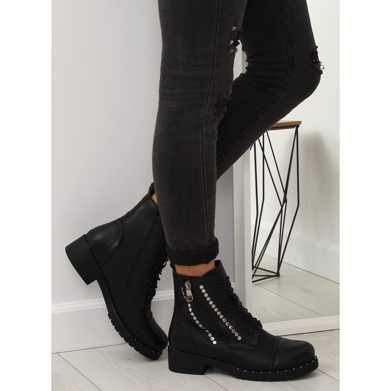 Arbetare med dubbar svart 88060 Svart 2