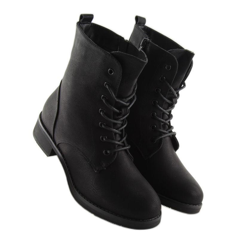 Svartisolerade arbetare W122H Svart 1