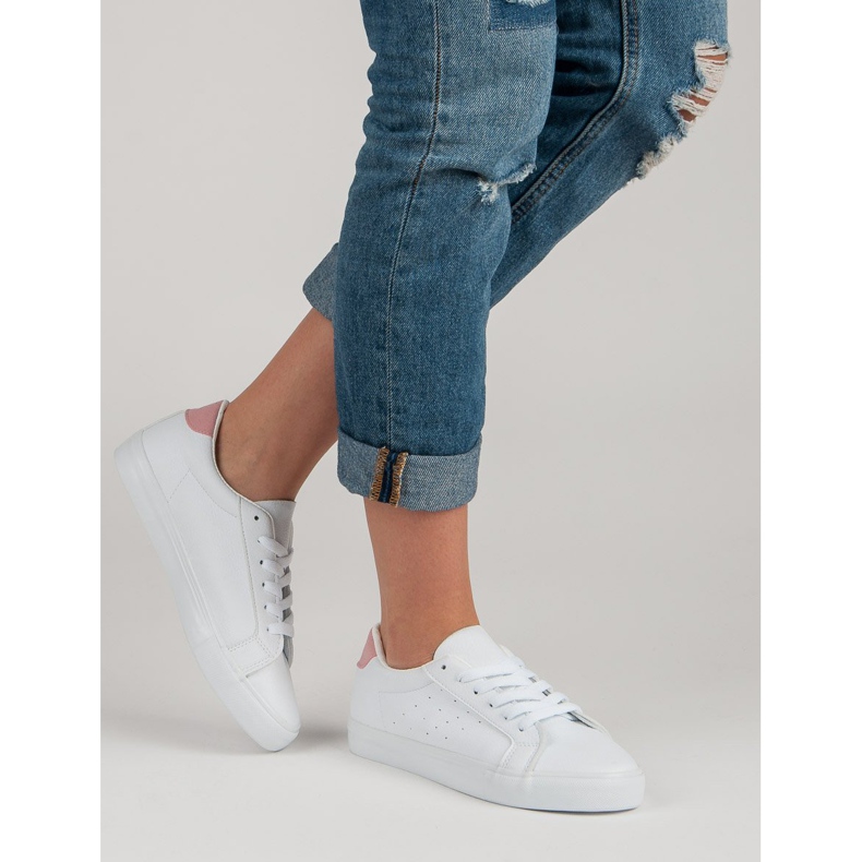 Vita sportskor rosa 1