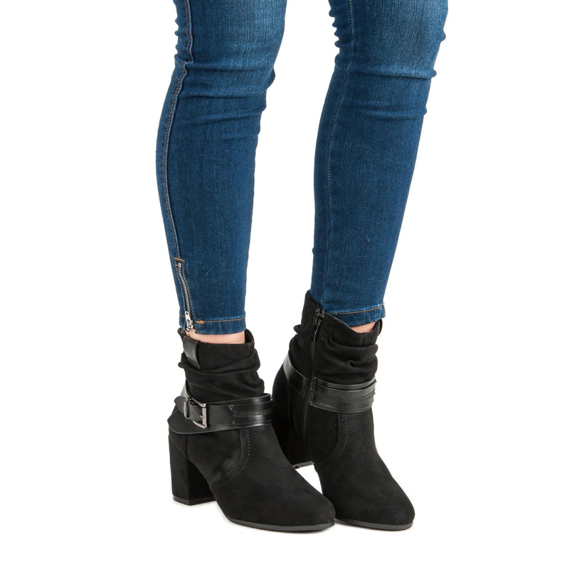 Nio Nio Svarta stövletter i mocka 2