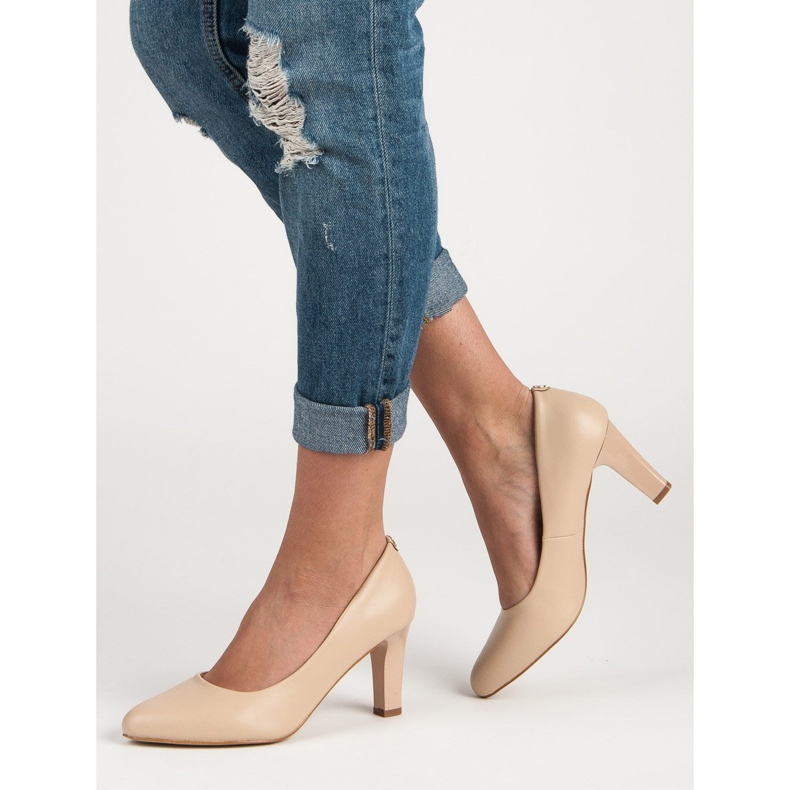 Pumpar på VINCEZA -pelaren brun 2