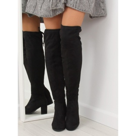 Svarta högklackade stövlar PE186 Svart 1