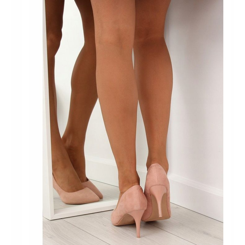 Bekväma pumpar på en rosa LE012P rosa stift 2