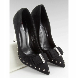 Svart nf-05p Svarta stift med dubbar och rosett 2