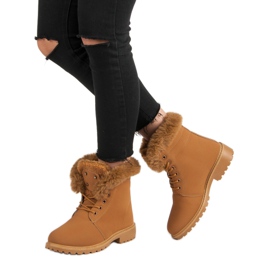 Kamelfångare med päls brun 2