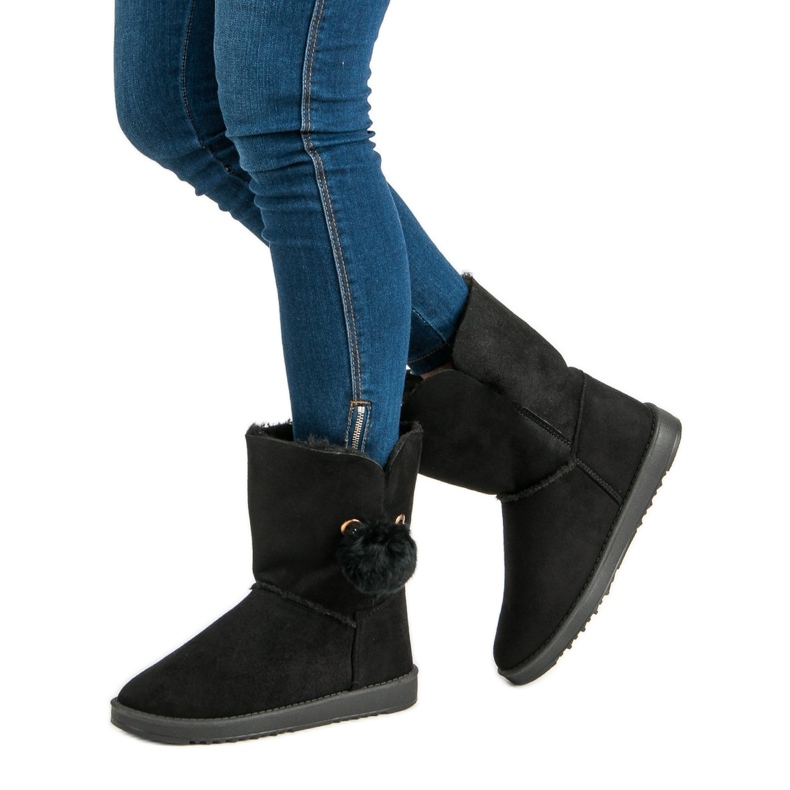 Mukluki med fårskinn svart 1