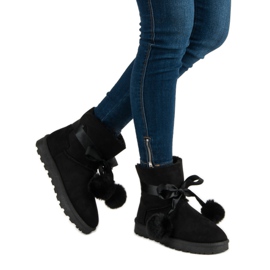 Svart Mukluki Med Pompoms 2