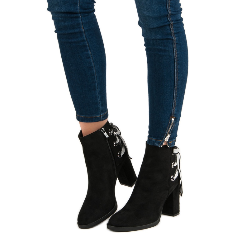 Ideal Shoes Trendiga stövlar på stolpen svart 1