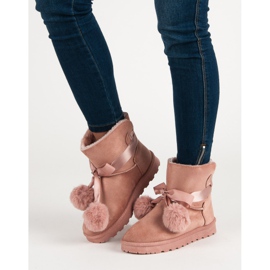 Rosa Mukluki Med Pompoms 1