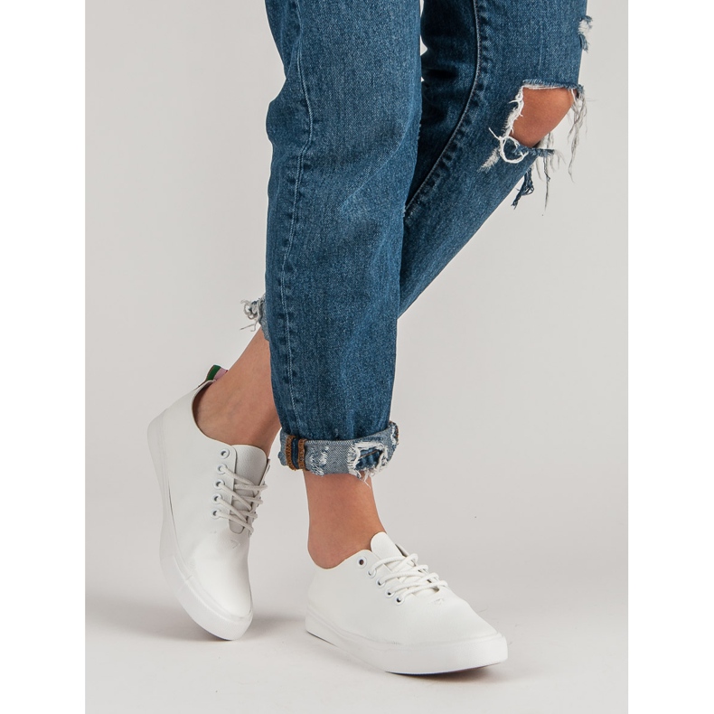 Knutna sneakers vit 2