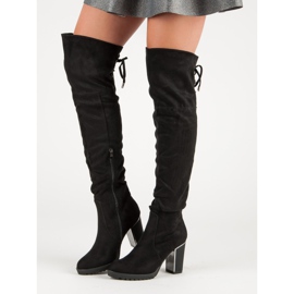 SDS Trendiga svarta musketörer 1