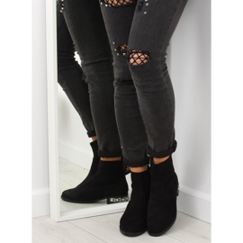 Svart Svarta damstövlar 168-176 Svart 1