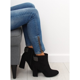 Svarta högklackade stövlar Z199 Svart 2