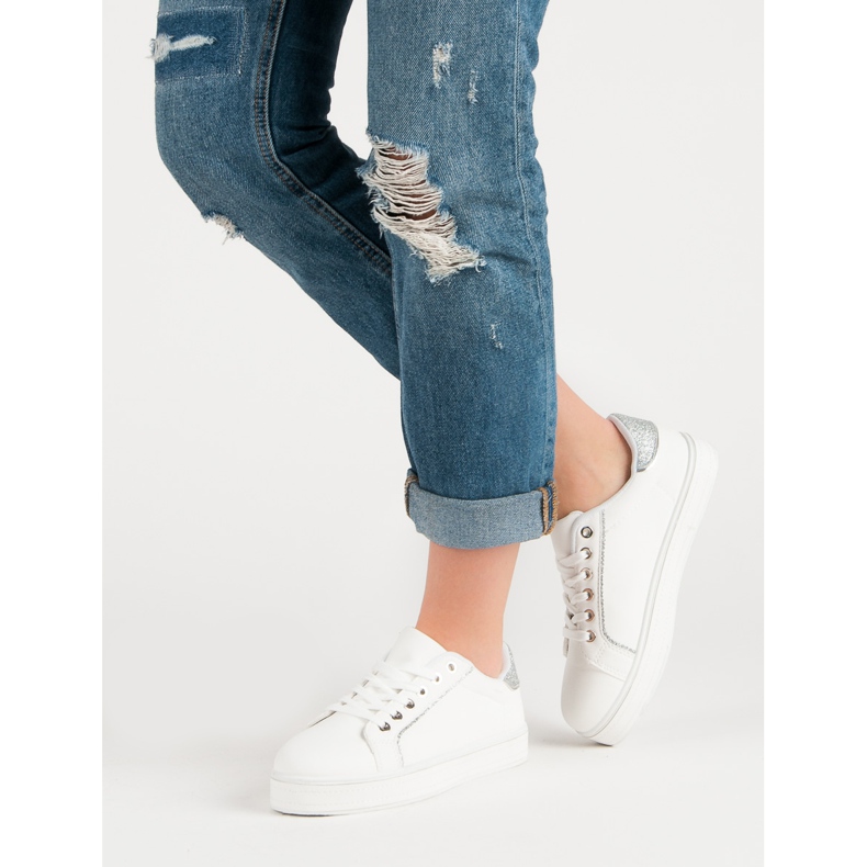 Bekväma sportskor vit grå 1