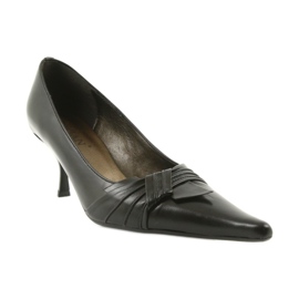 Läderpumpar svart 1