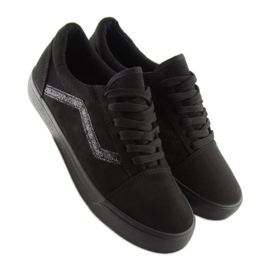Svarta Vans sneakers B318-10 All Black 2
