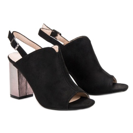 Byggda sandaler på en VINCEZA -bar svart 2