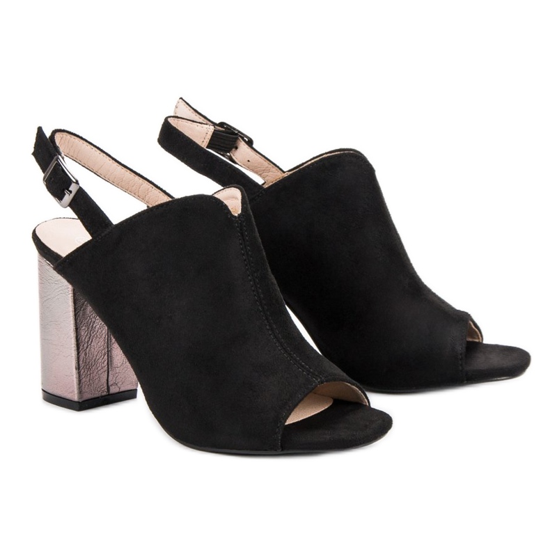 Byggda sandaler på en VINCEZA -bar svart 2