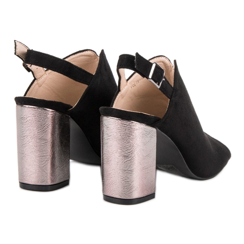 Byggda sandaler på en VINCEZA -bar svart 1