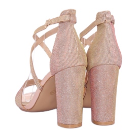 Sandaler på den rosa posten NC791 Champagne 1