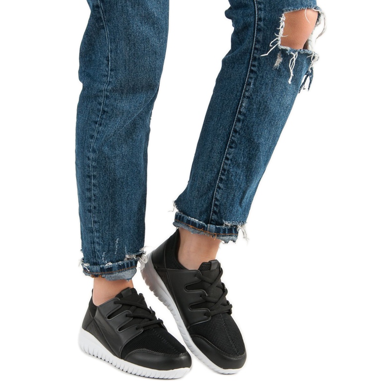 Lätta sportskor svart 1