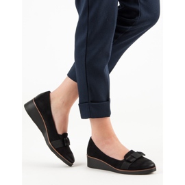 Pumpar med rosett VINCEZA svart 2