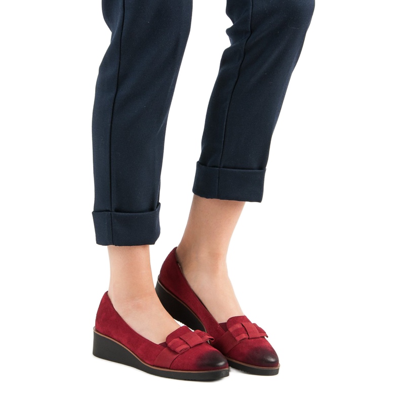 Pumpar med rosett VINCEZA röd 1