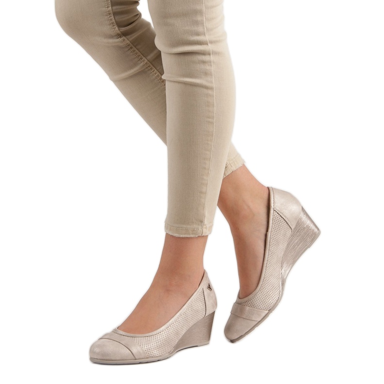 Glitterpumpar på VINCEZA -kilen brun 2