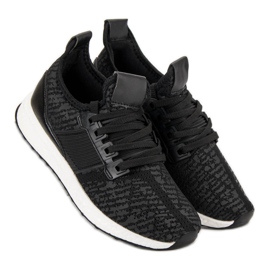 Slip-on sportskor svart 1