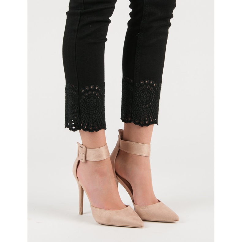 Beige mocka klackar 1