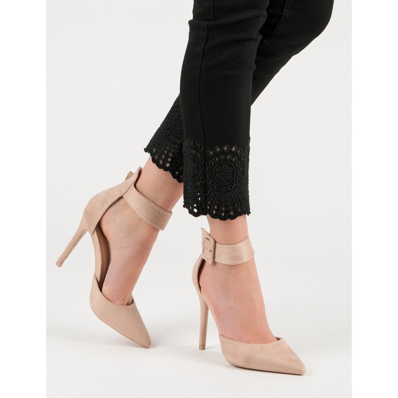 Beige mocka klackar 2