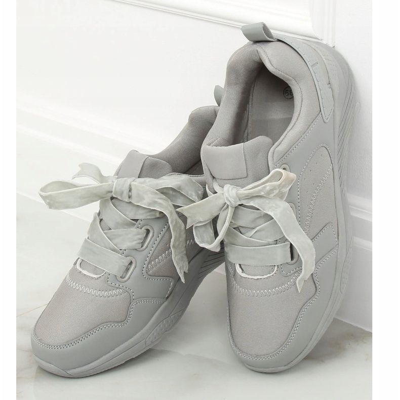 Grå 520-7 Grå sportskor 2