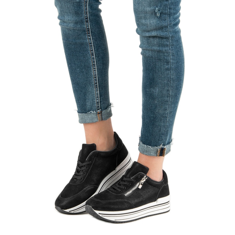 Trendiga sportskor svart 2