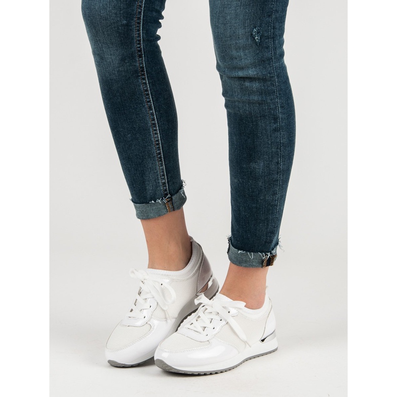 Sportskor med mesh vit 2