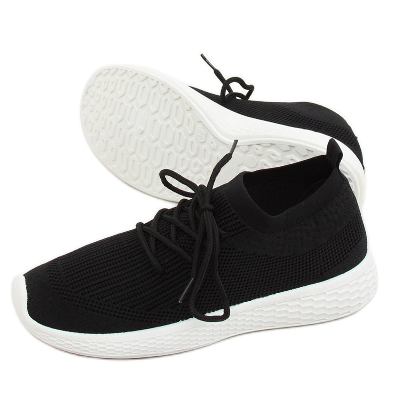 Svart X-9755 Svarta sportskor 1