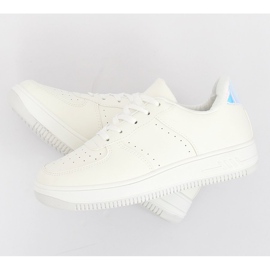 Vita LV75P vita sportskor 1