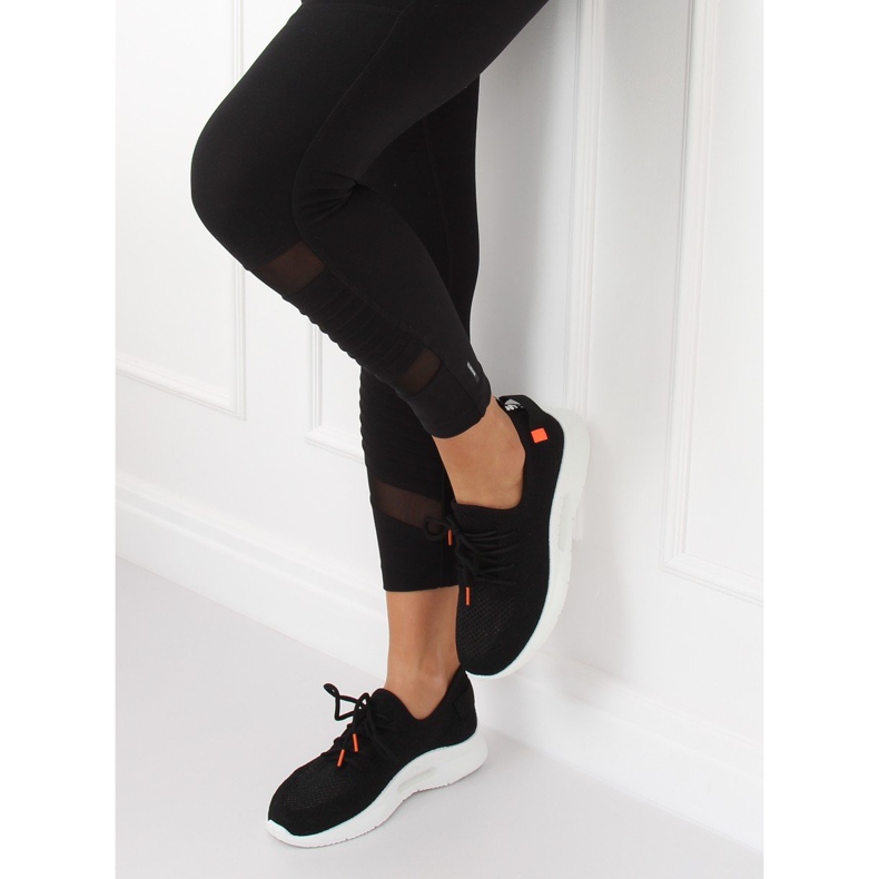 Svarta sportskor BK-117 Svart 1