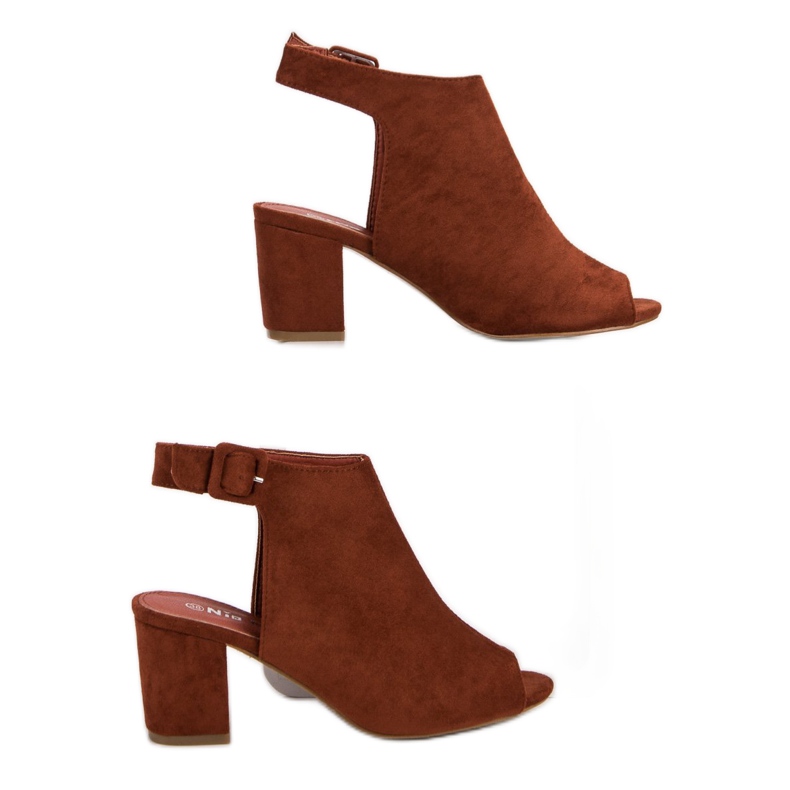 Nio Nio Byggda sandaler på en bar brun 2