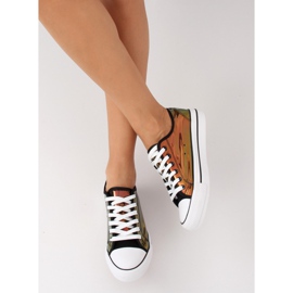 Svarta XL19P svarta bensin sneakers 1