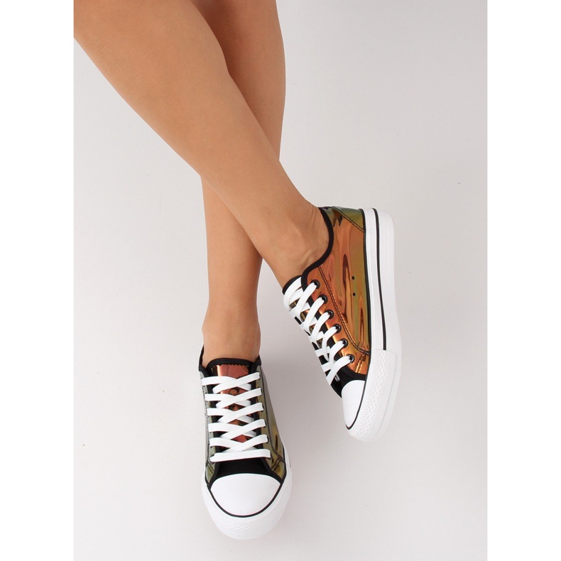 Svarta XL19P svarta bensin sneakers 1