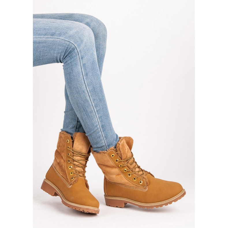 Fångare med fårskinn brun 1