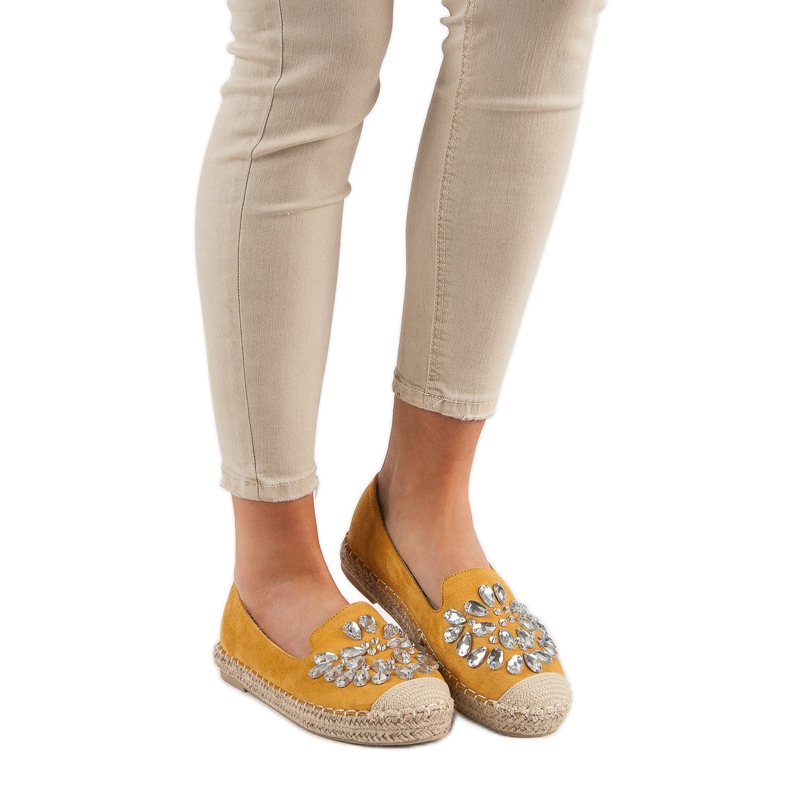 Small Swan Mocka Espadrilles Med Ornamenter gul 1