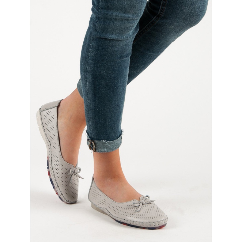 VINCEZA ballerinor i läder med öppet arbete grå 1