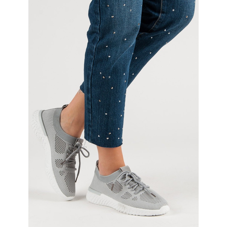 Luftiga sportskor grå 1