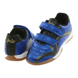 American Club Royal inomhus sporthall svart blå gul 4