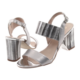 Damsandaler på Gamis 3390 stolpssilver grå 4