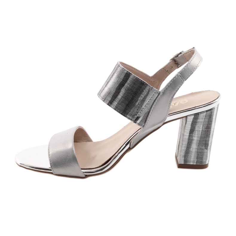 Damsandaler på Gamis 3390 stolpssilver grå 2
