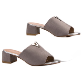 Tofflor i mocka i VINCEZA grå 2