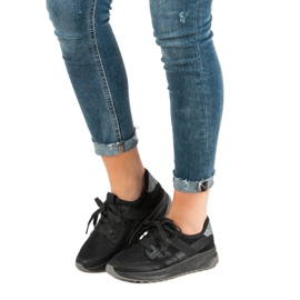 Ideal Shoes Slip-on sportskor svart 1