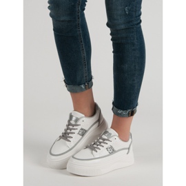 Vita rankor med glitter 2